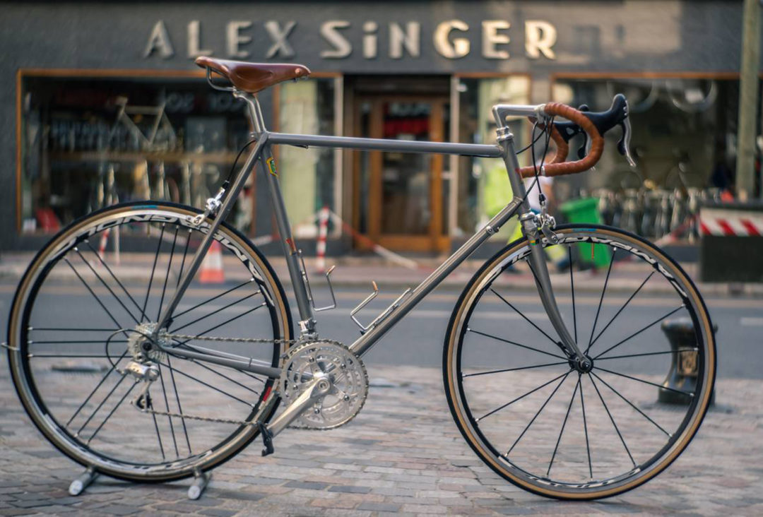 ebykr-cycles-alex-singer-velo (1) (Cycles Alex Singer: Ageless Grace)